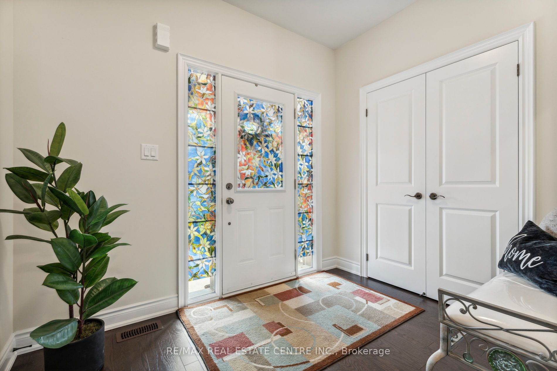 53 Janes Cres