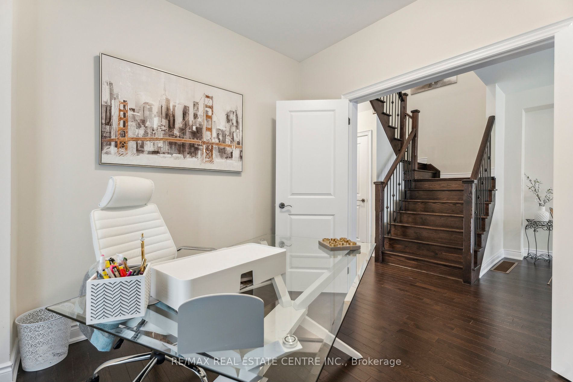 53 Janes Cres