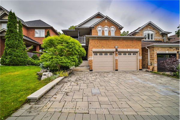 96 Estate Garden Dr, Richmond Hill