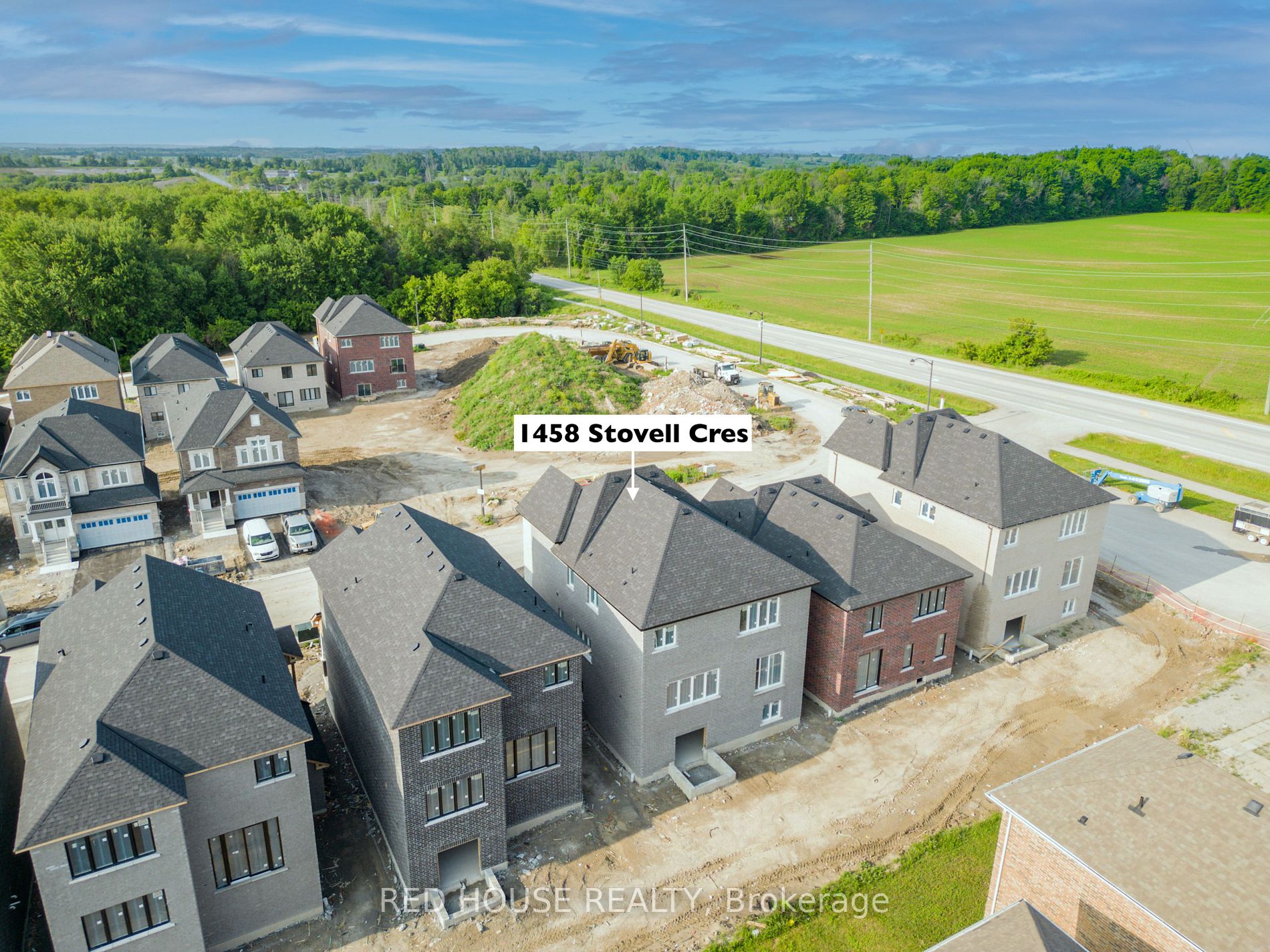1458 Stovell Cres