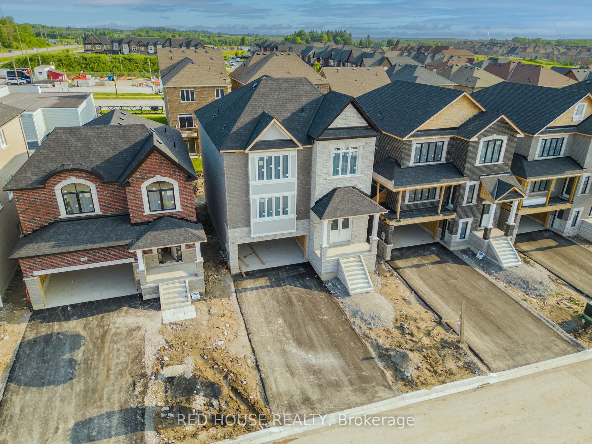 1458 Stovell Cres