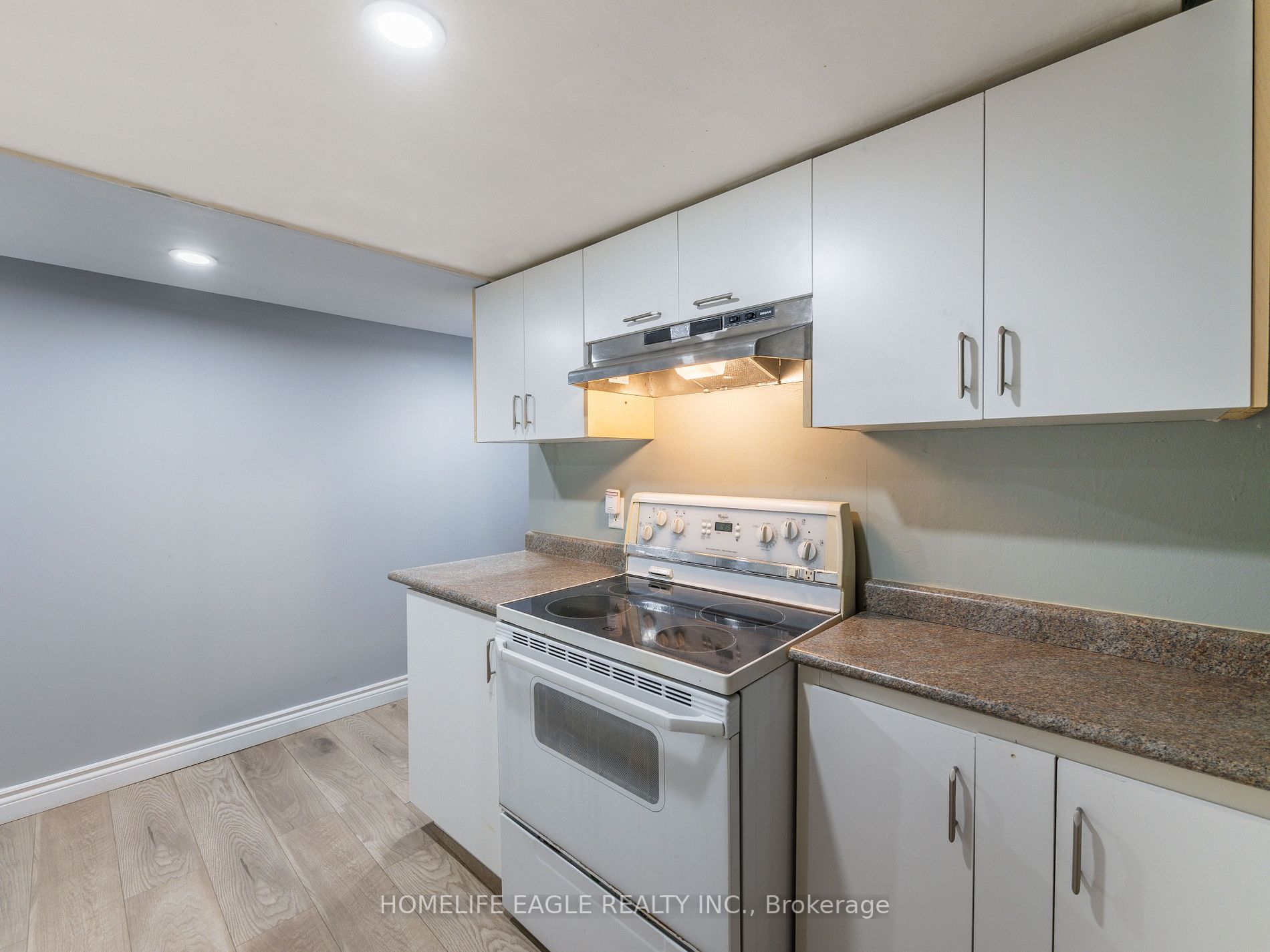 29 Betony Dr