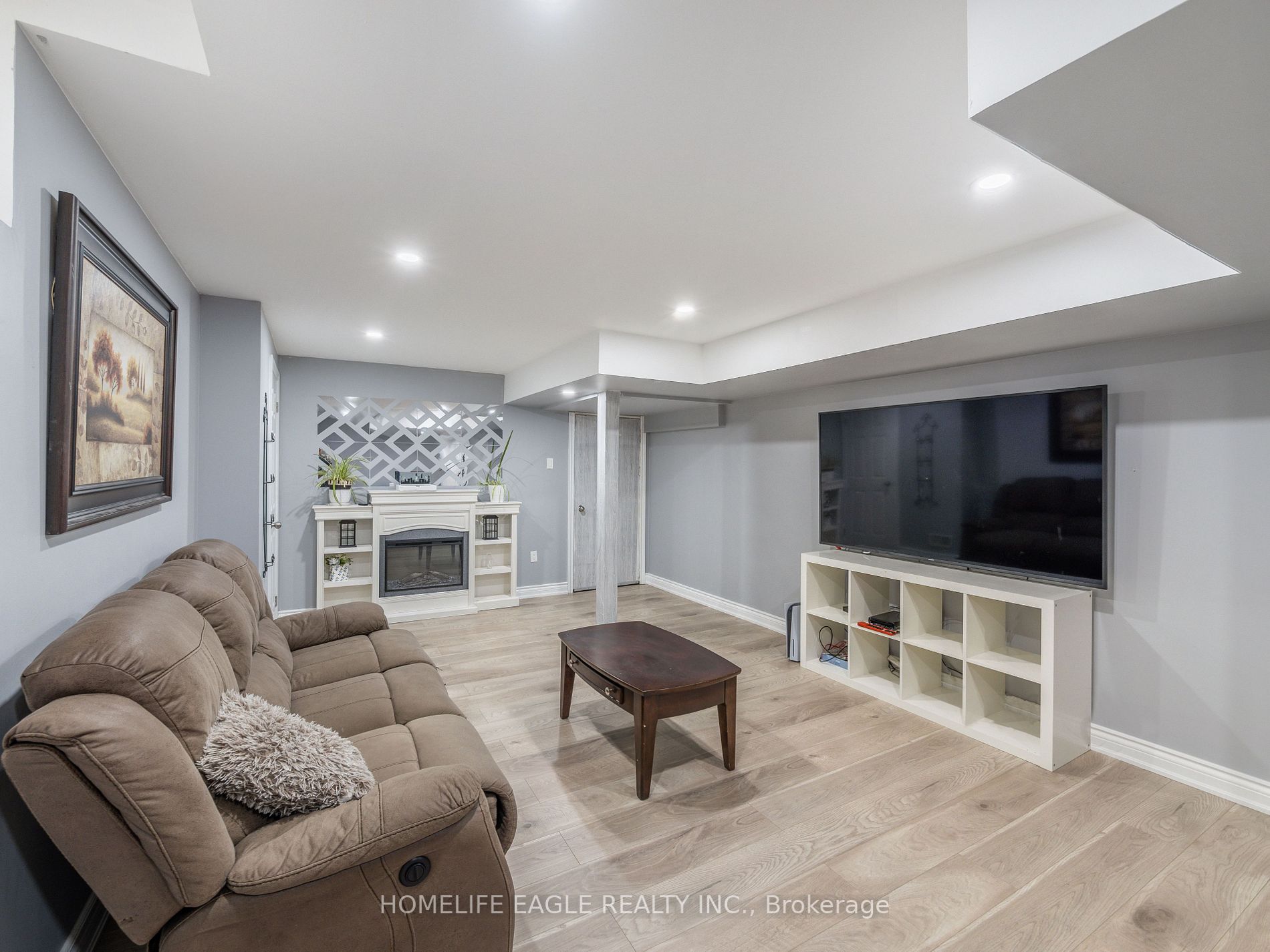 29 Betony Dr