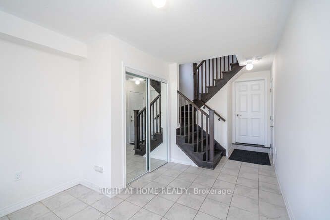 10 Janes Cres