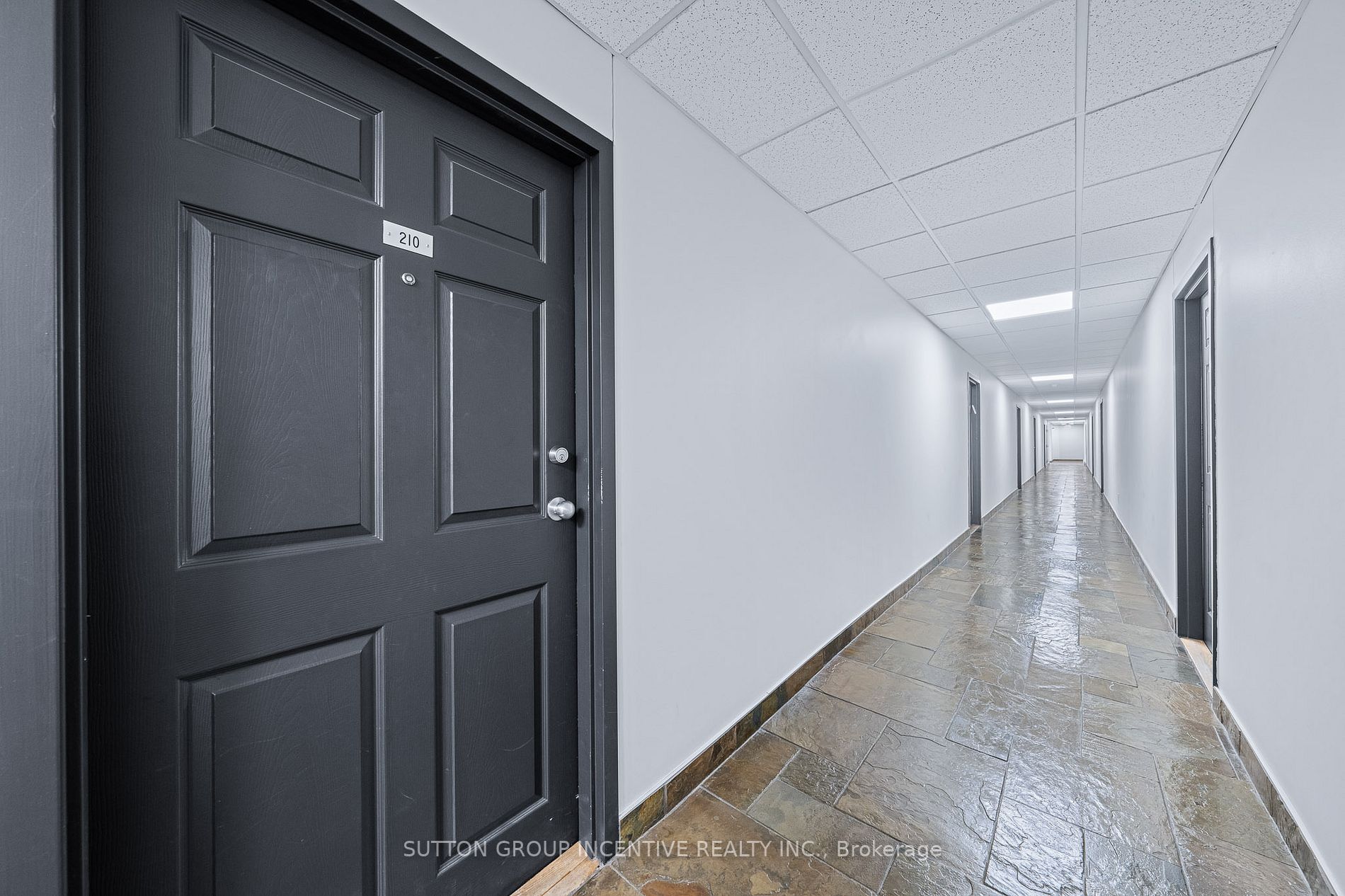 7378 Yonge Street, #210