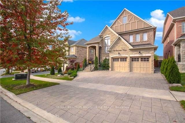 42 Dimarino Dr