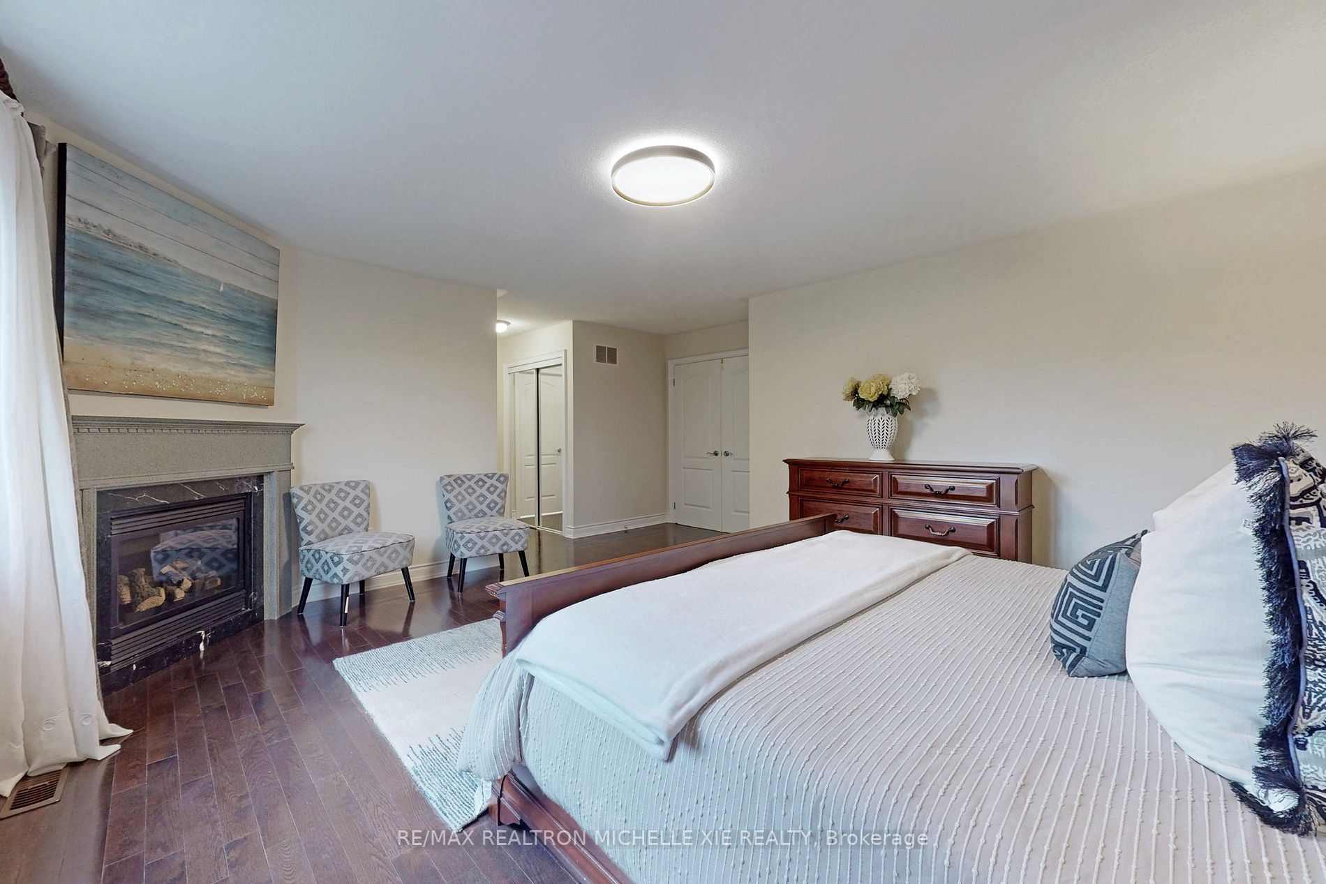 42 Dimarino Dr