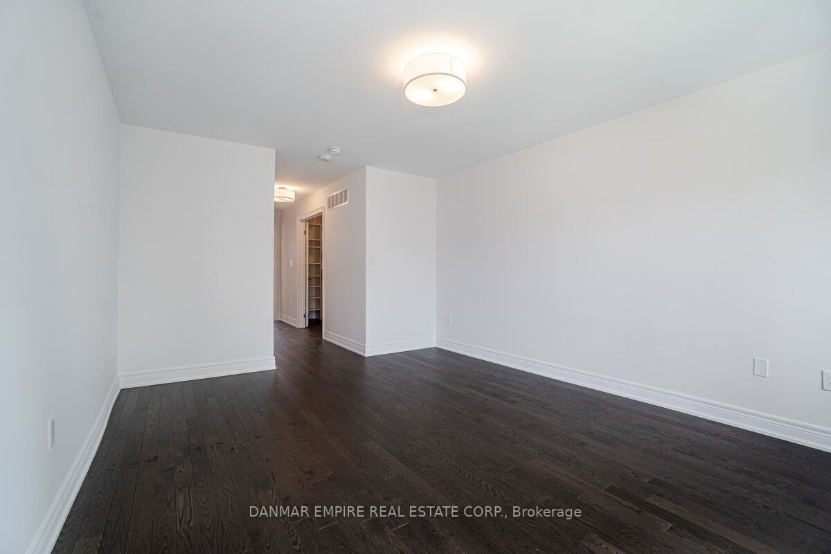 31 Hiawatha Court