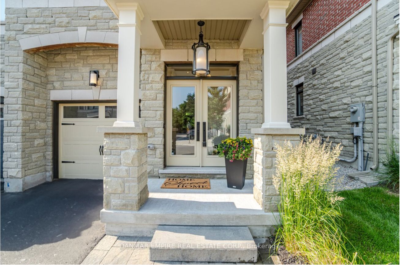 31 Hiawatha Court