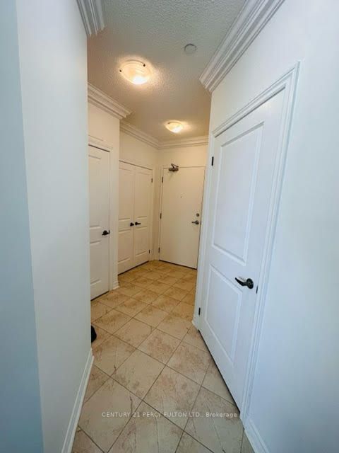39 New Delhi Drive, #415