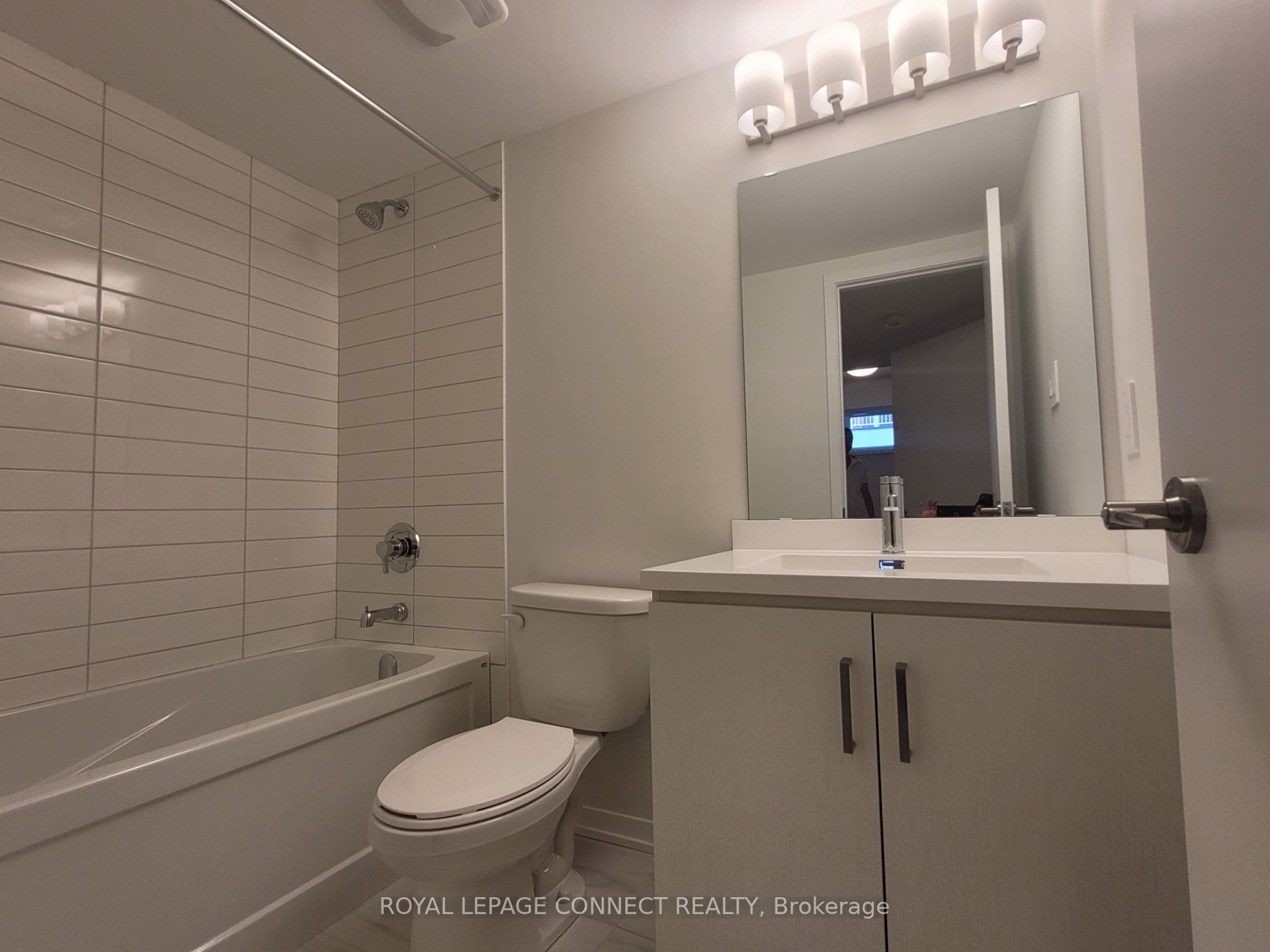 11 Honeycrisp Cres, #17