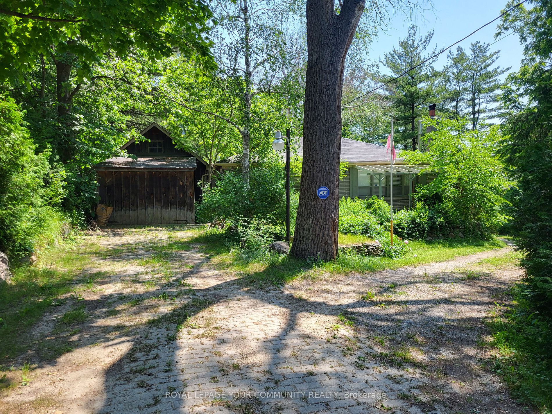 Listing N6641008 - Large Photo # 1