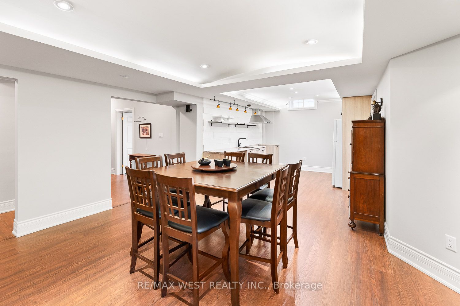 82 English Daisy Crt