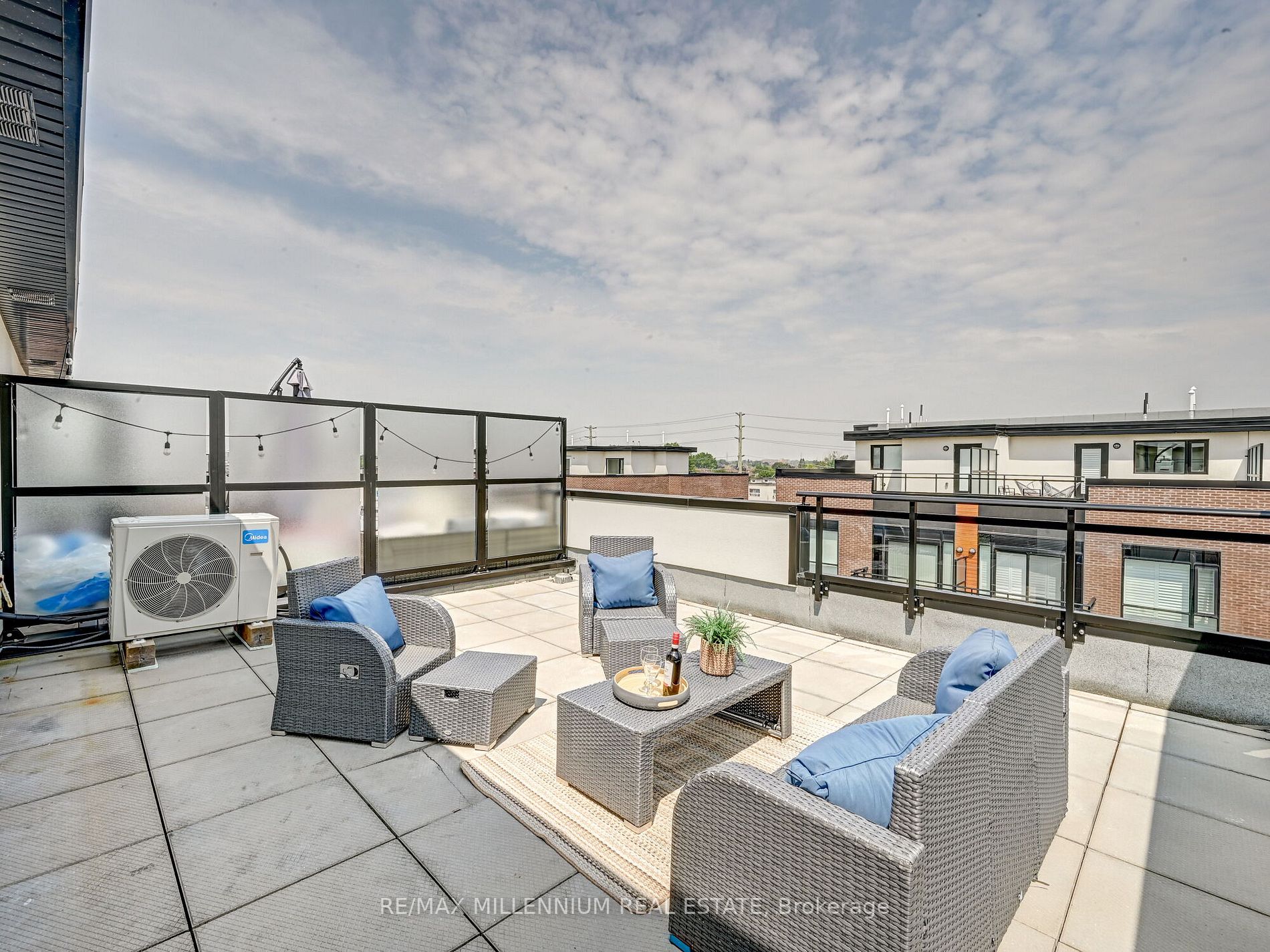 5289 Hwy 7, #203
