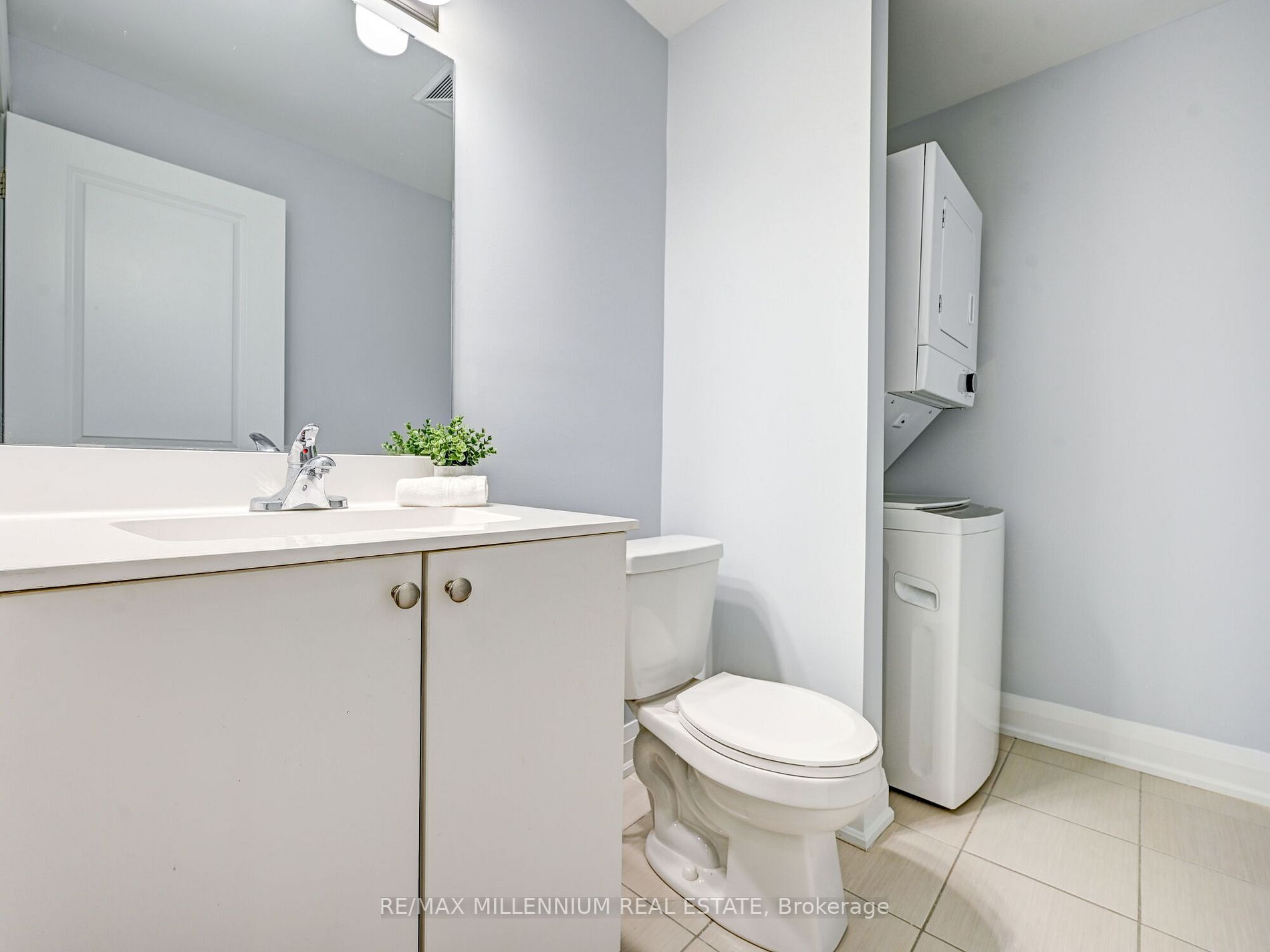 5289 Hwy 7, #203