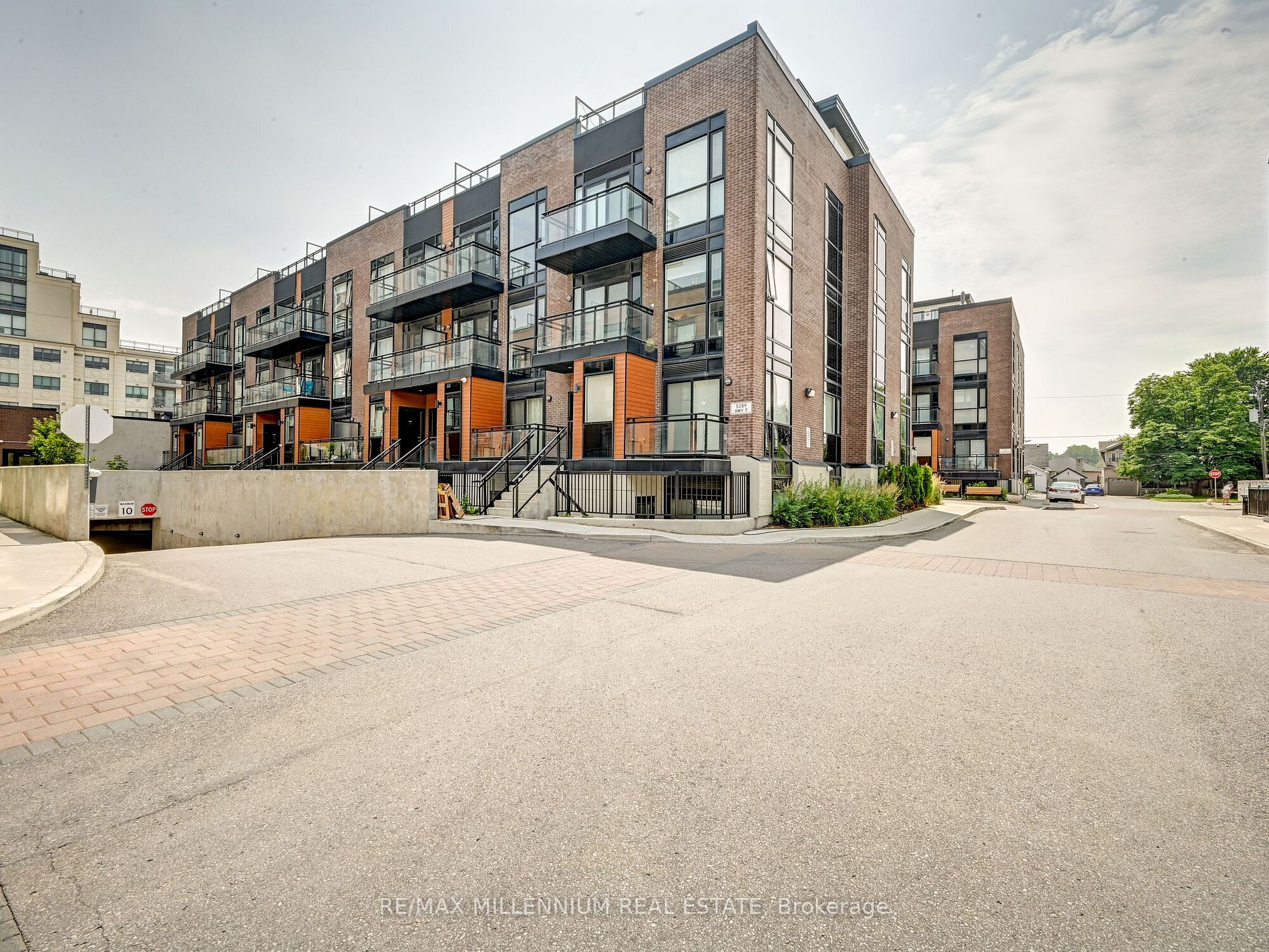 5289 Hwy 7, #203