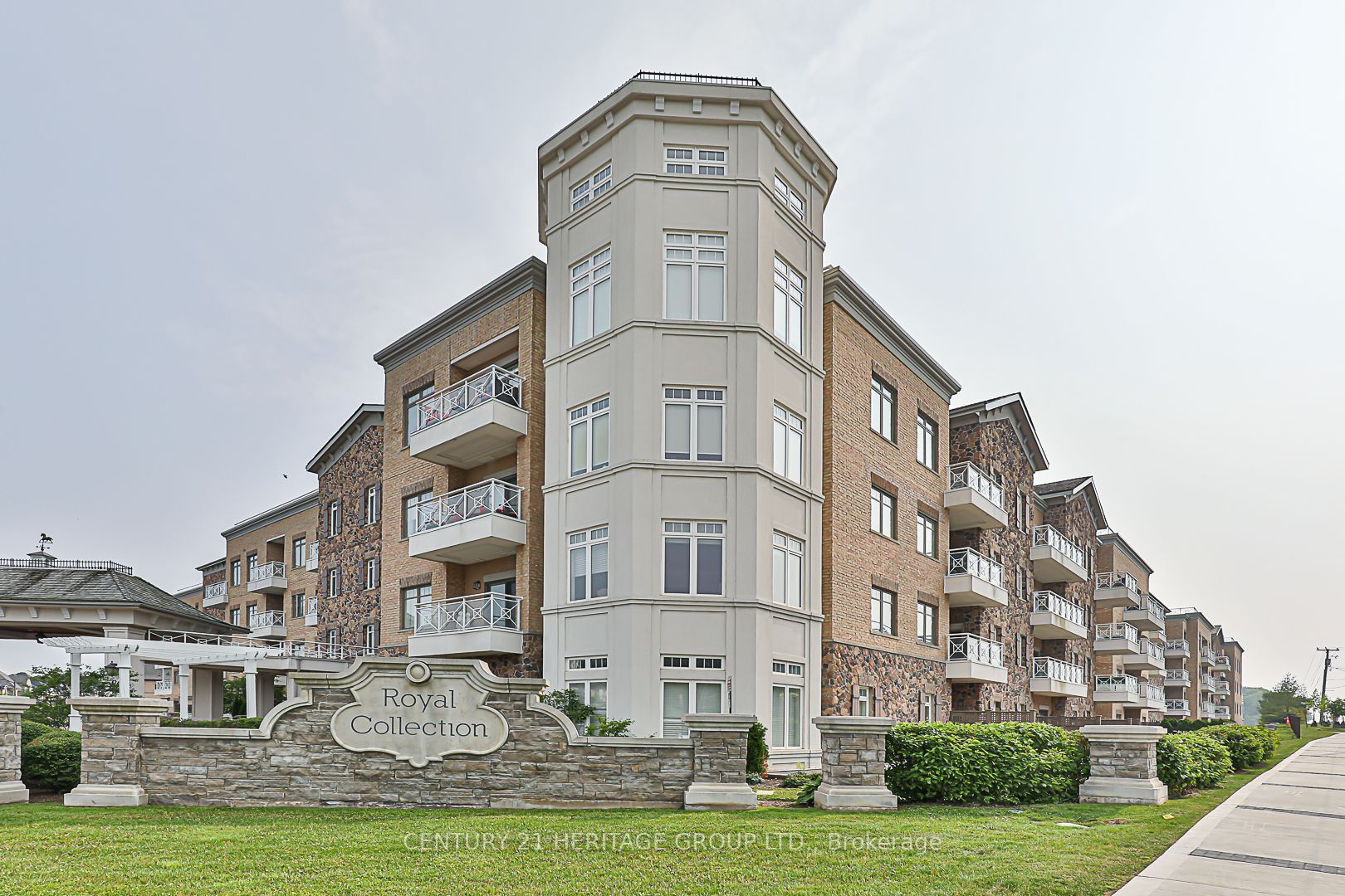 80 Burns Blvd, #321
