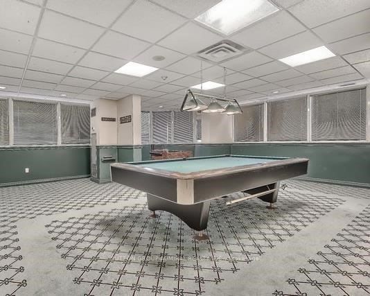 7300 Yonge St, #302