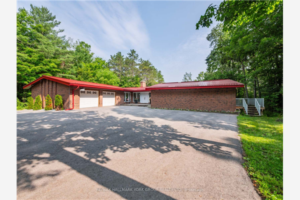 4904 Cherry St, Whitchurch-Stouffville