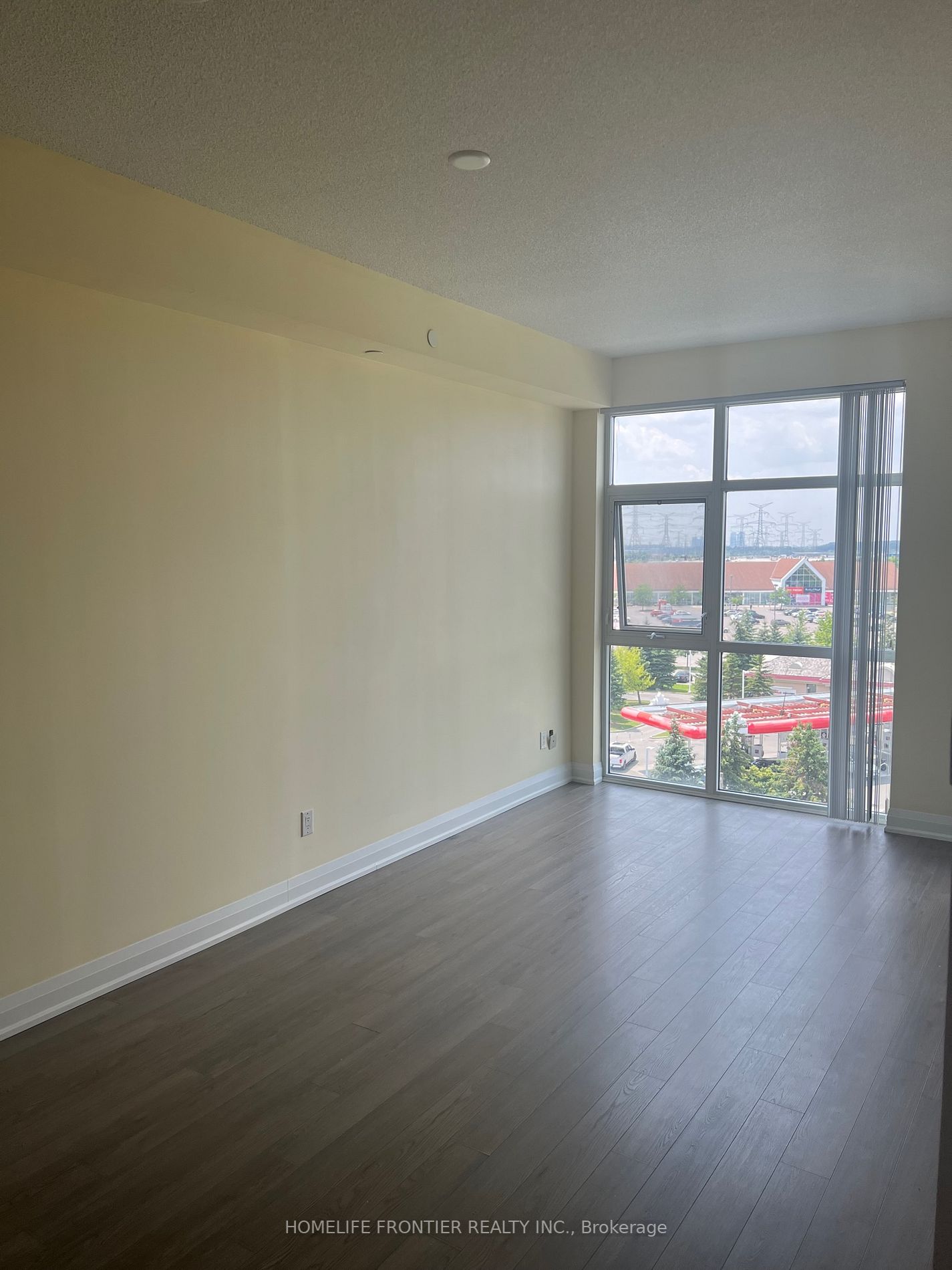 8763 Bayview Ave, #708
