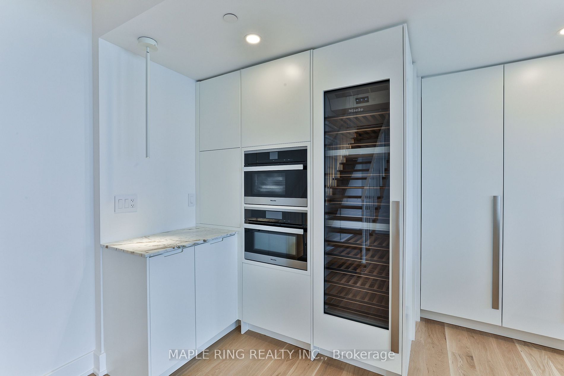 2916 Highway 7 Rd, #3804
