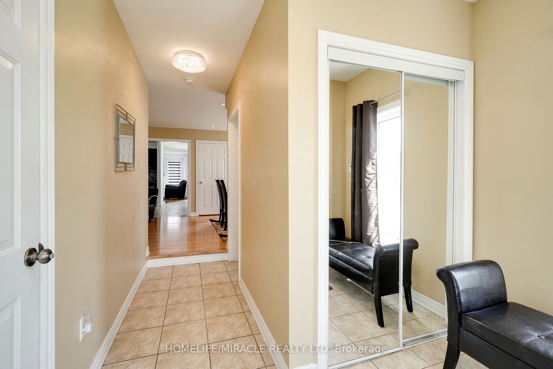 208 Petticoat Rd