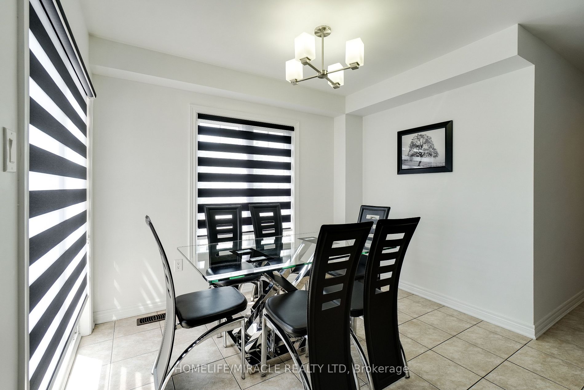 208 Petticoat Rd
