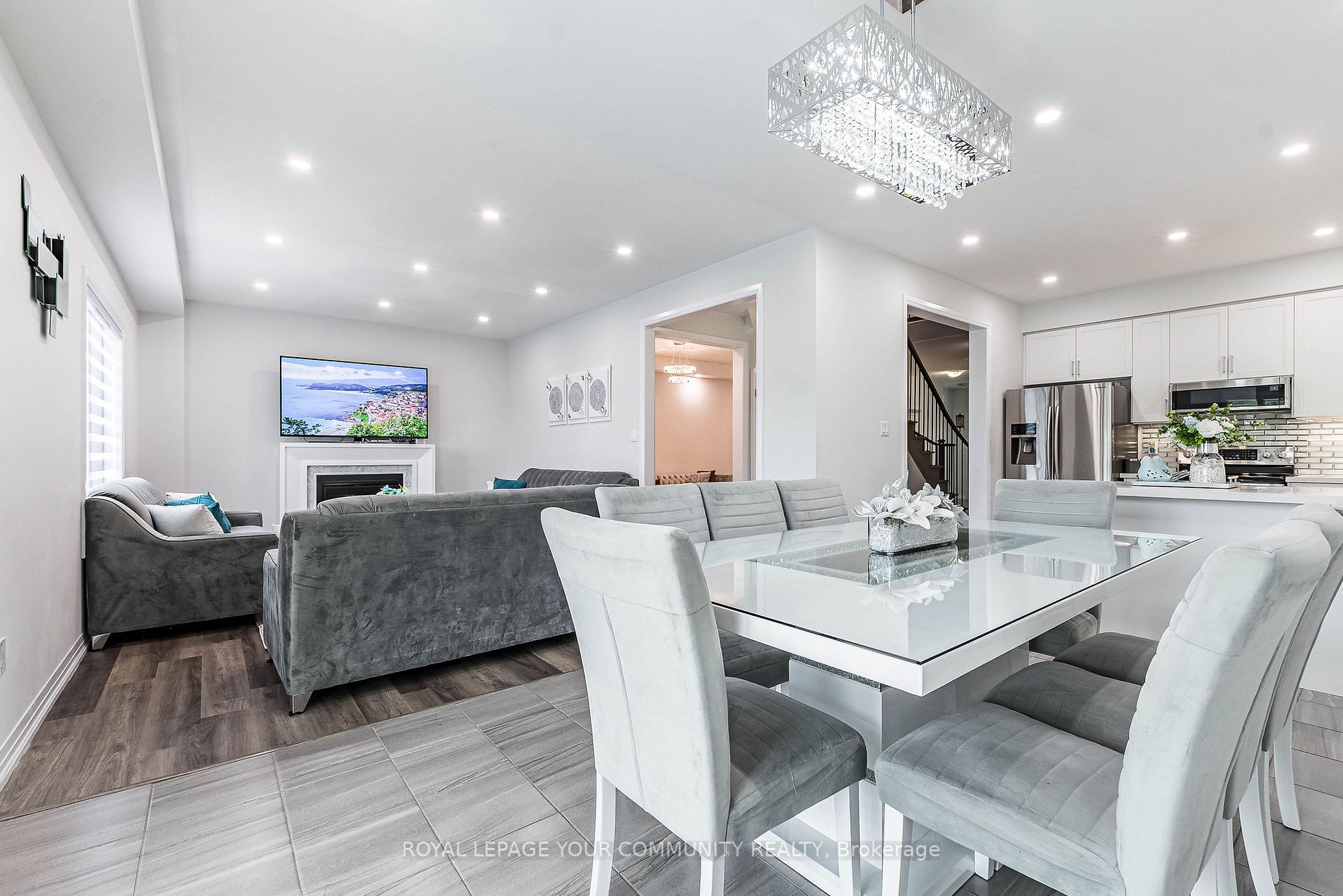 259 Chelsea Crescent