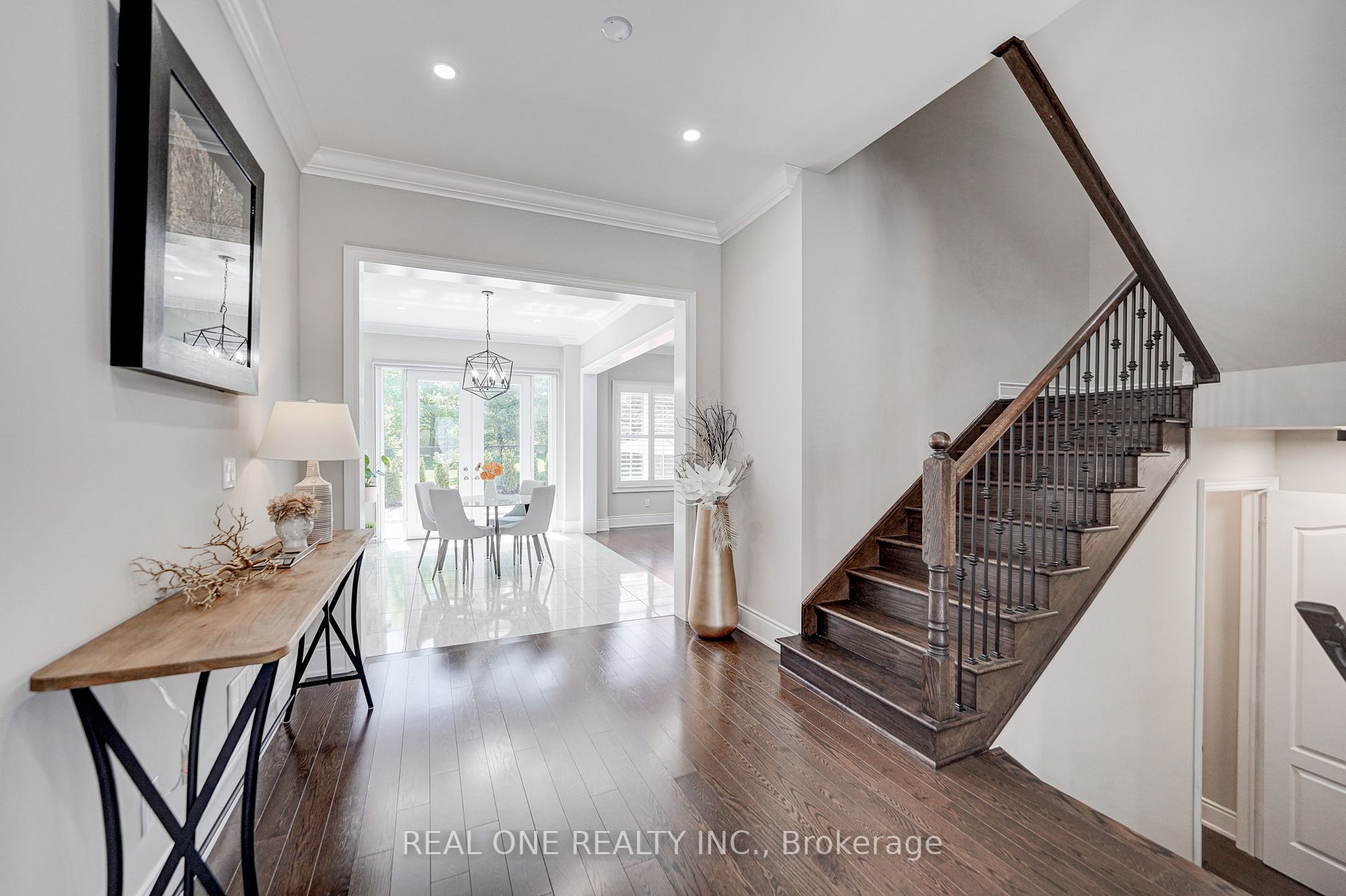 52 Ken Sinclair Cres