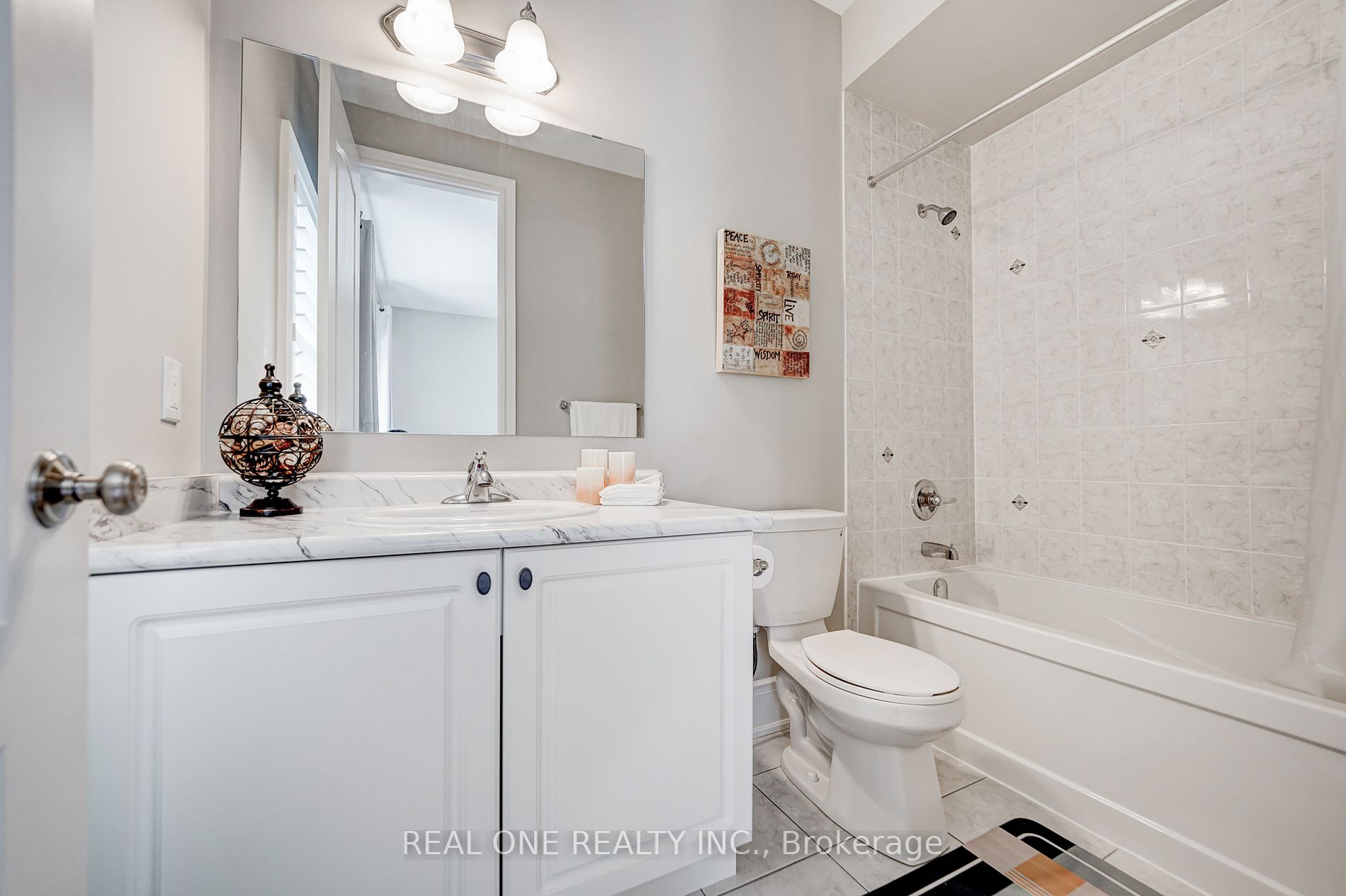 52 Ken Sinclair Cres
