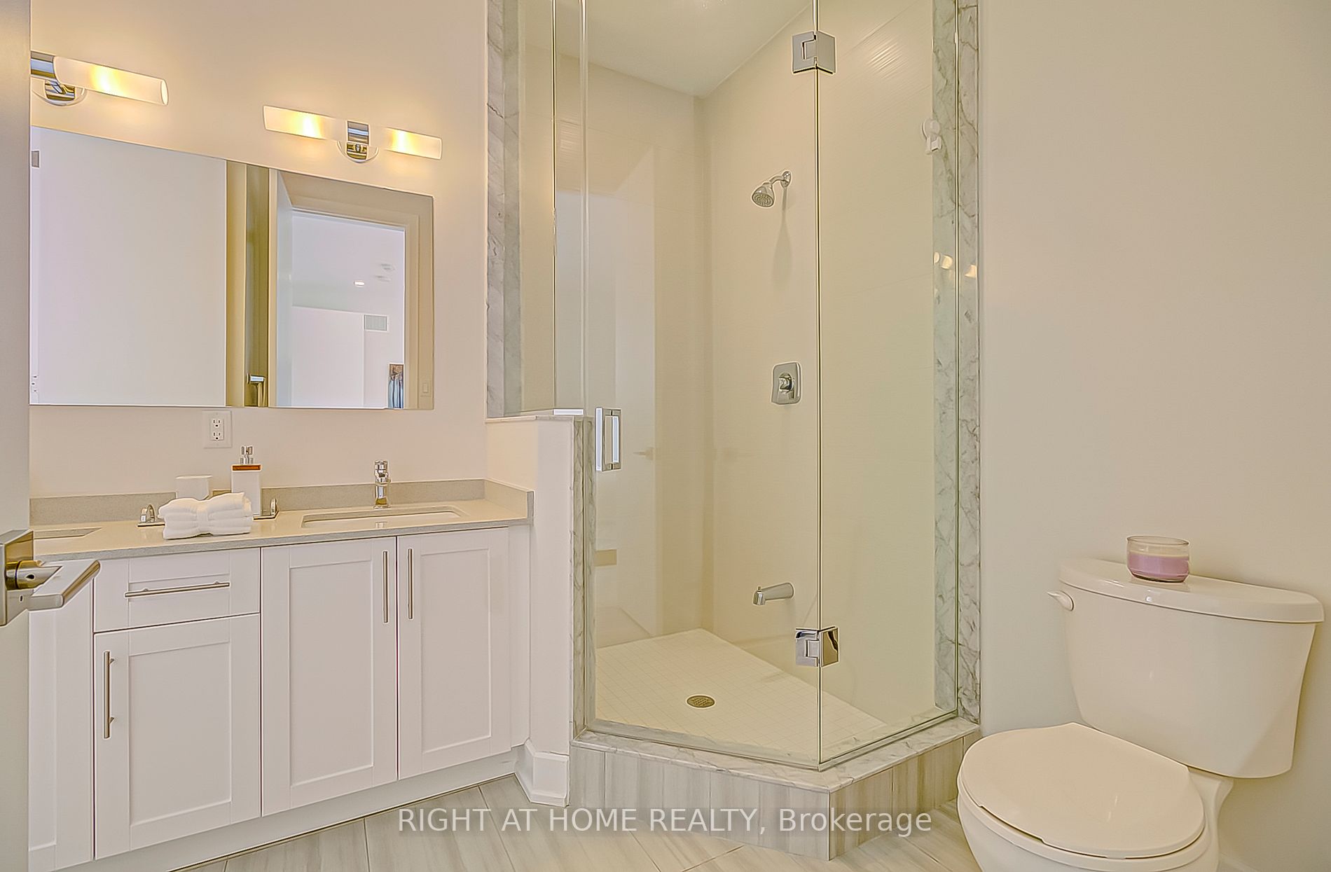 27 A Poplar Dr