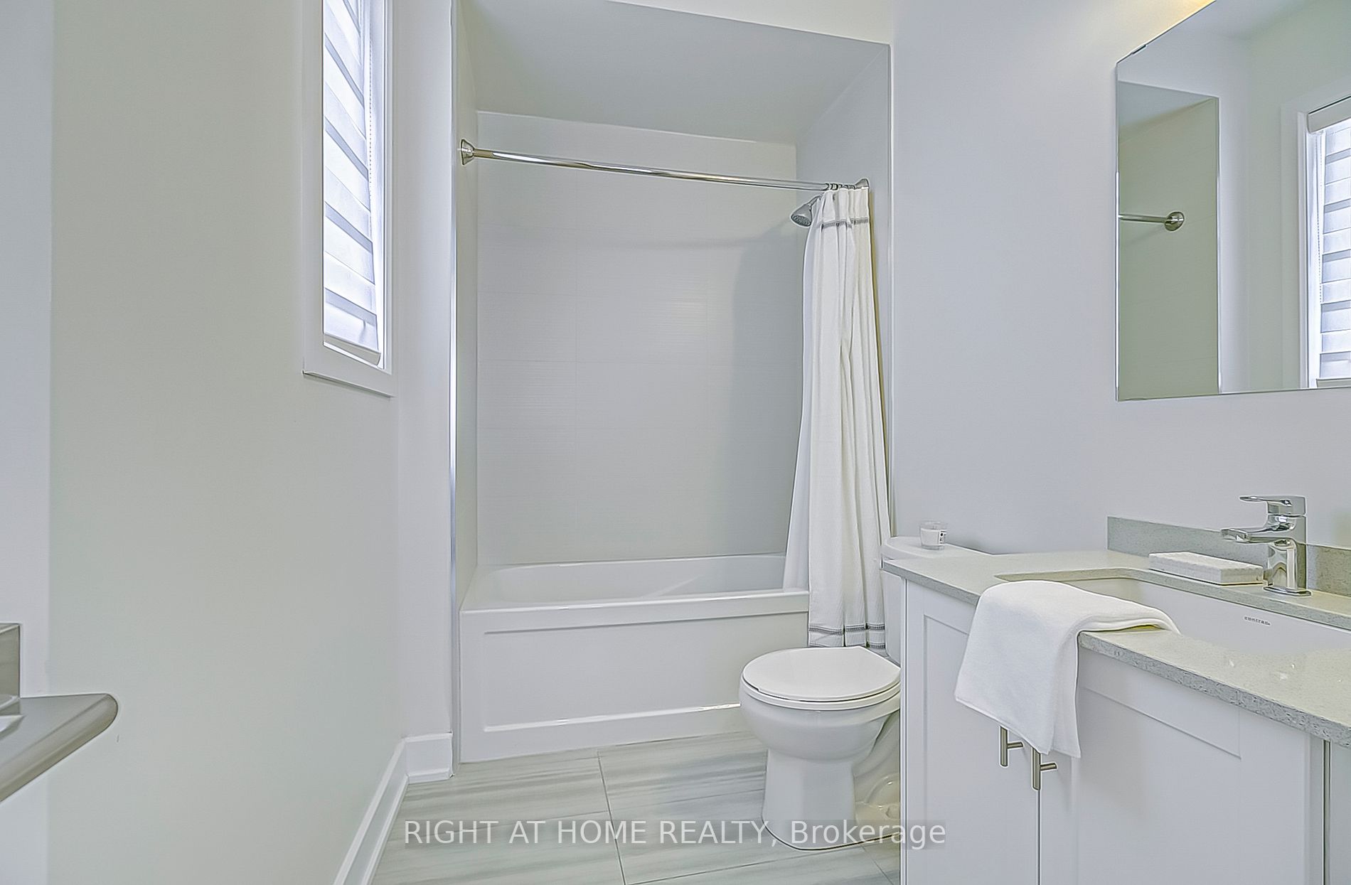 27 A Poplar Dr