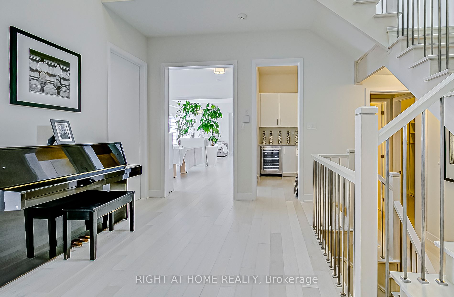 27 A Poplar Dr