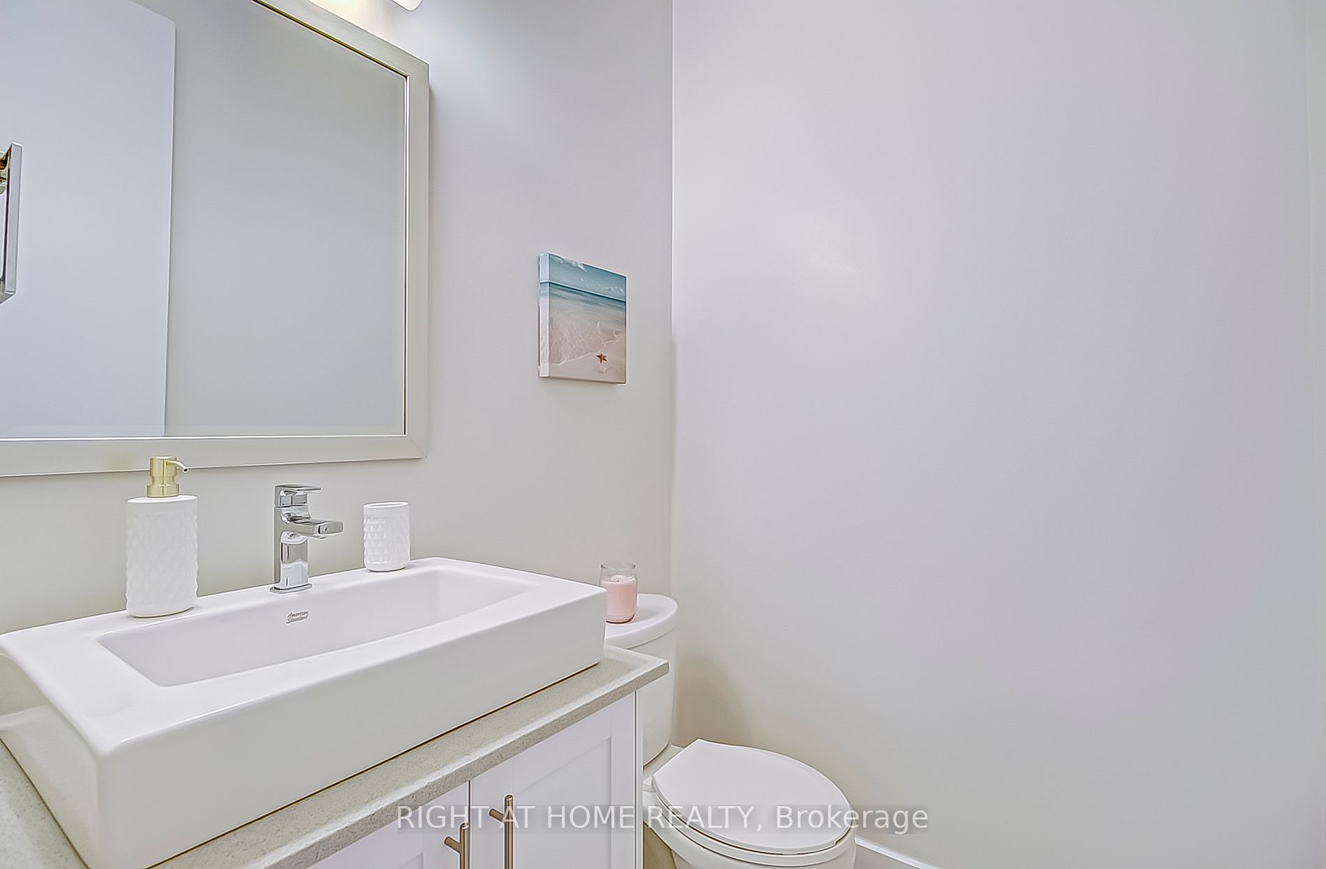 27 A Poplar Dr