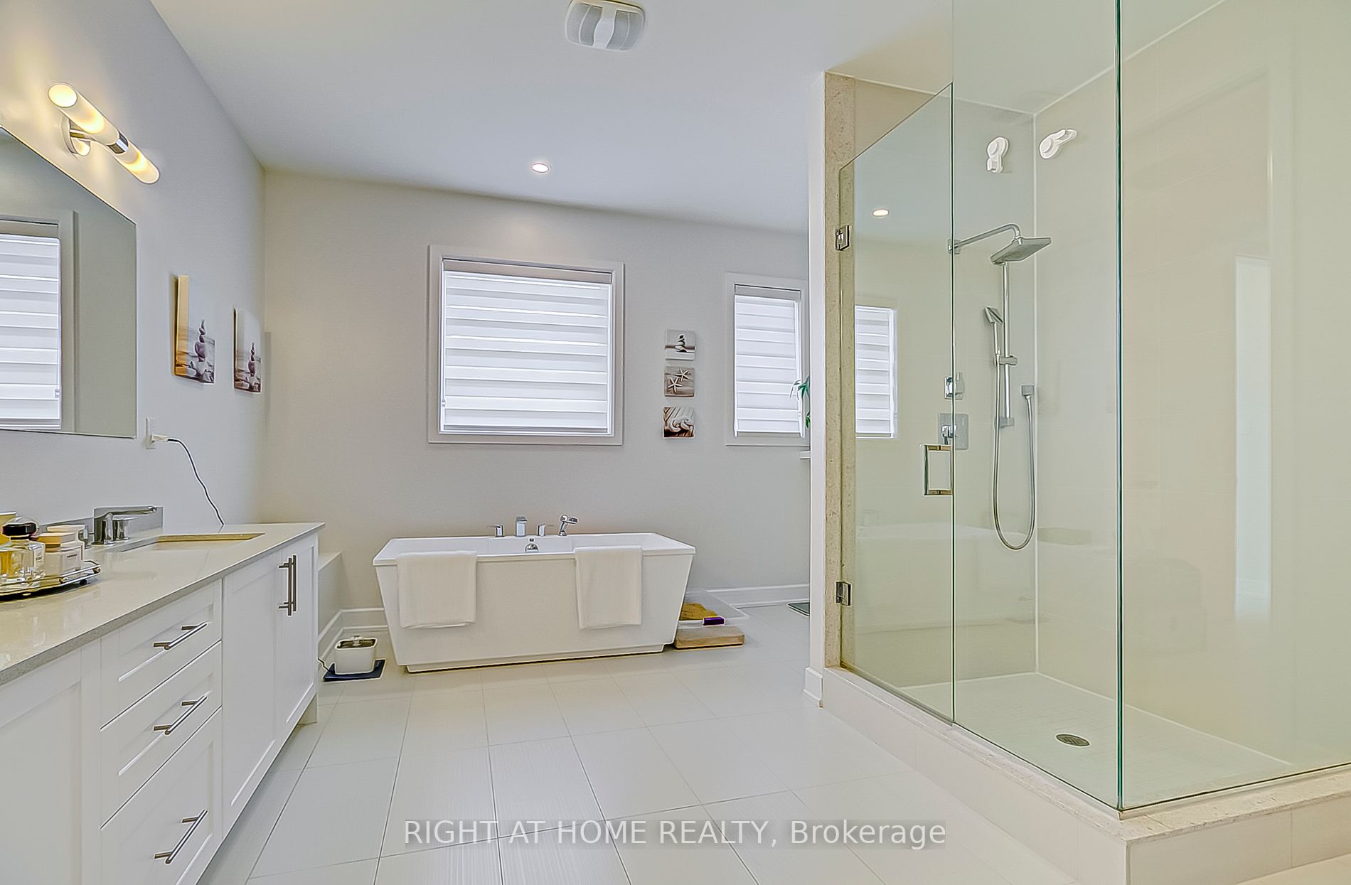 27 A Poplar Dr