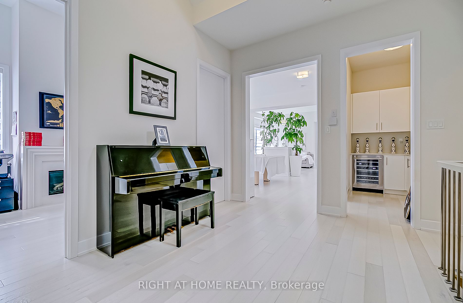 27 A Poplar Dr