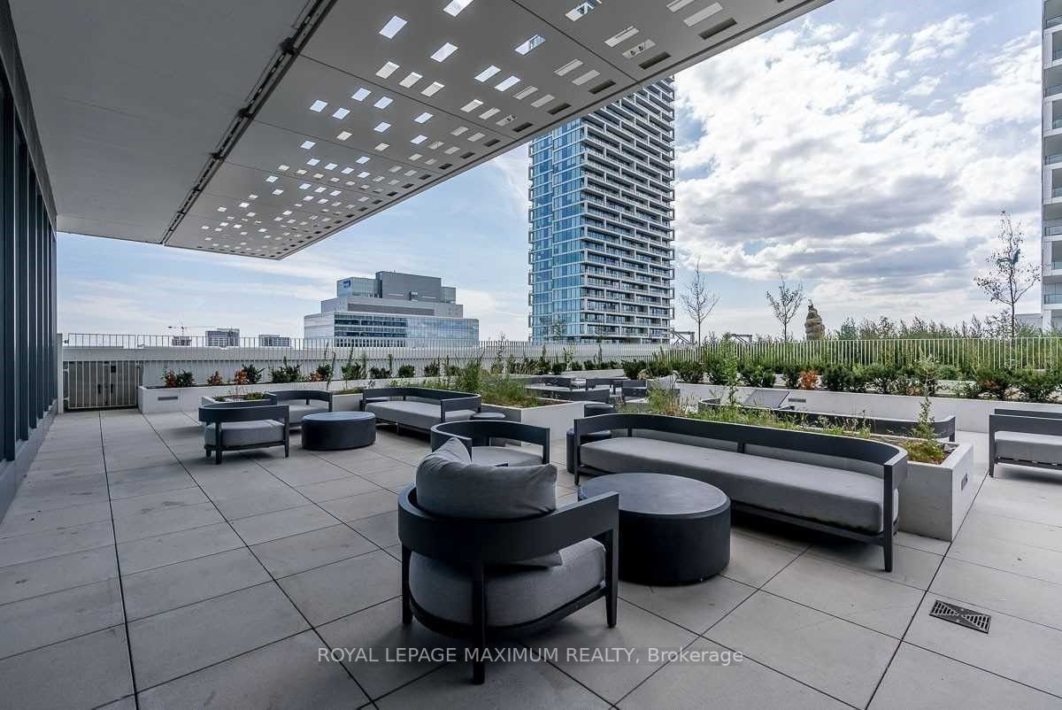 950 Portage Pkwy, #4115