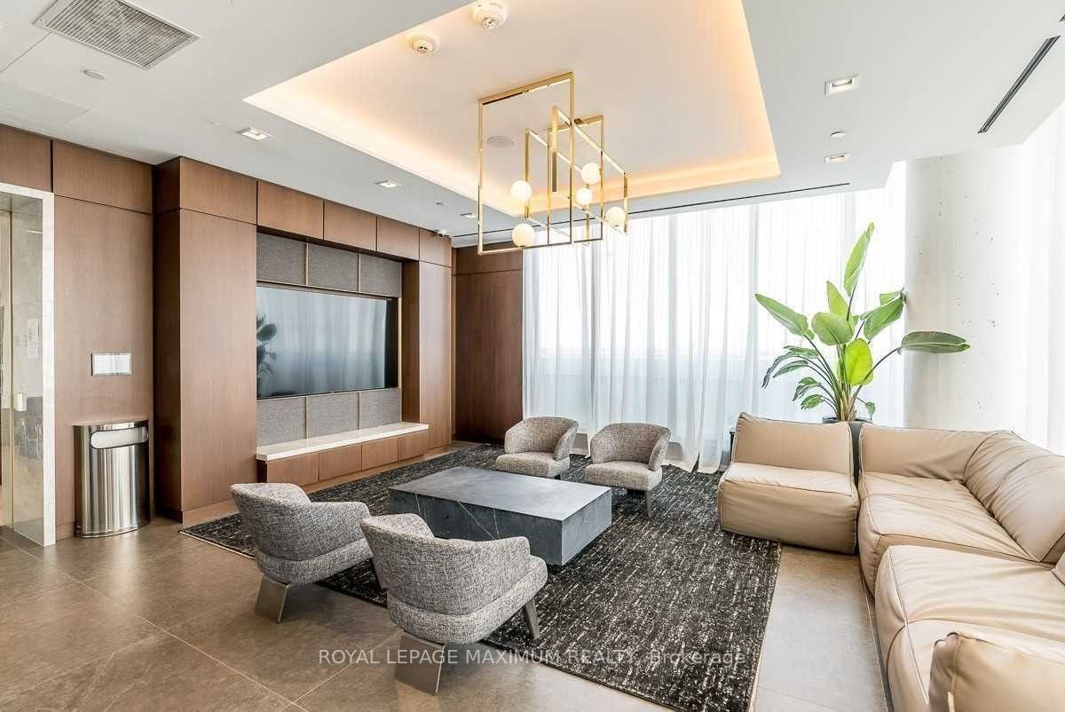 950 Portage Pkwy, #4115