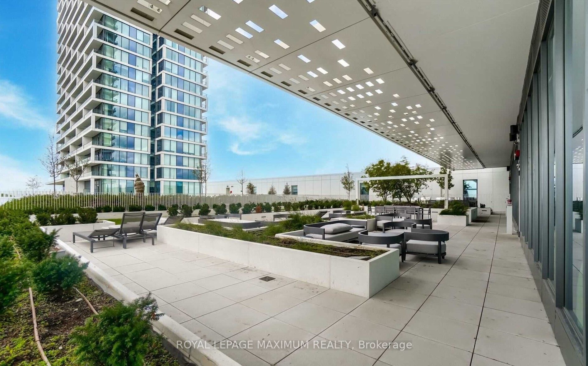 950 Portage Pkwy, #4115