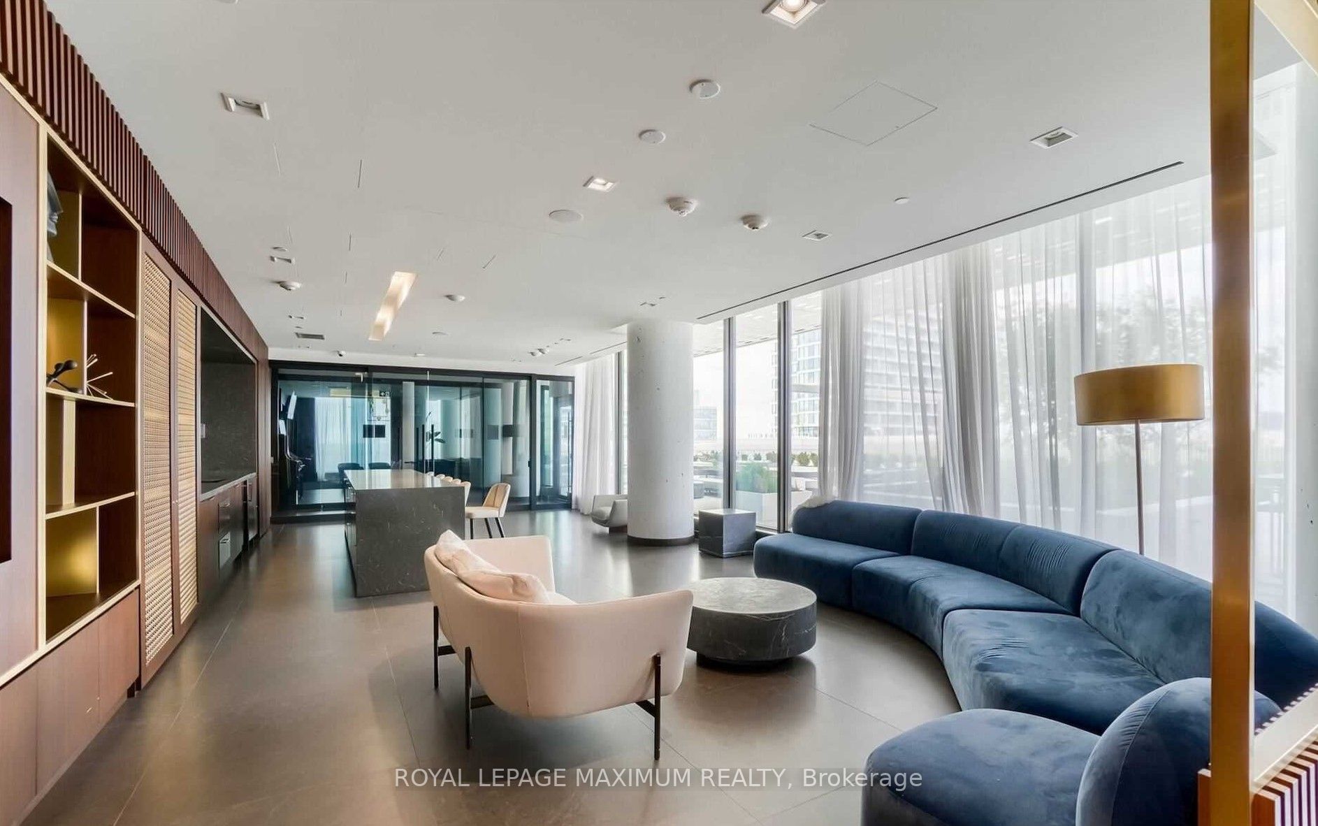 950 Portage Pkwy, #4115