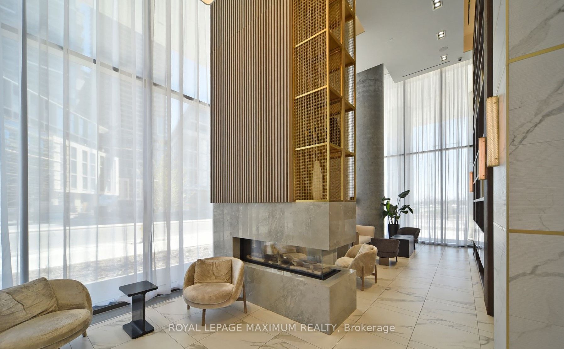 950 Portage Pkwy, #4115