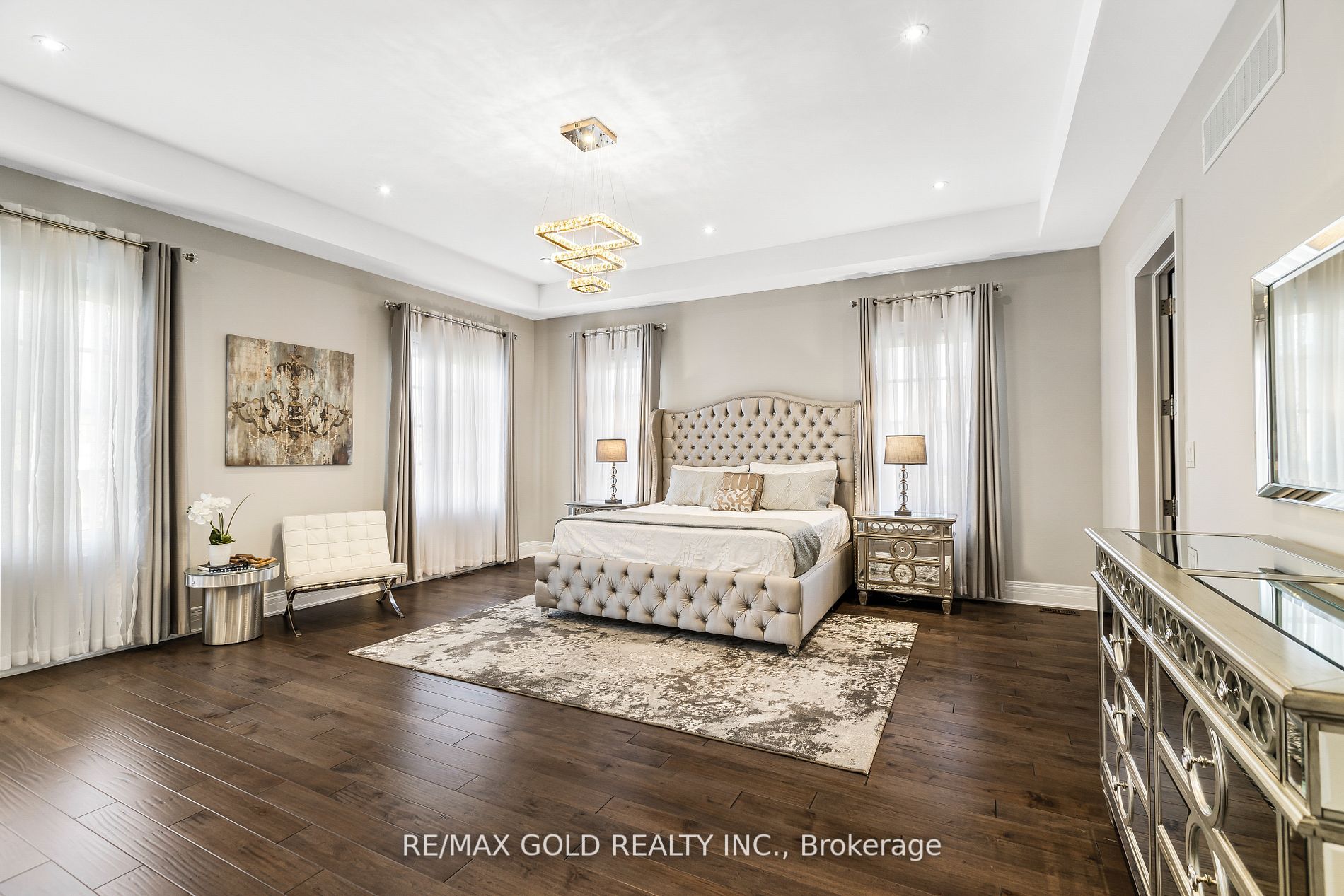 1 Mary Natasha Crt
