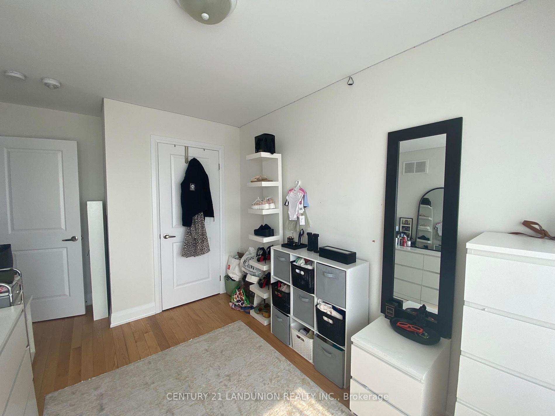 174 Moneypenny Place