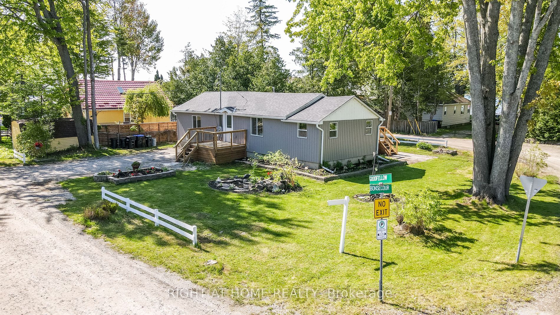 2362 Goodfellow Ave