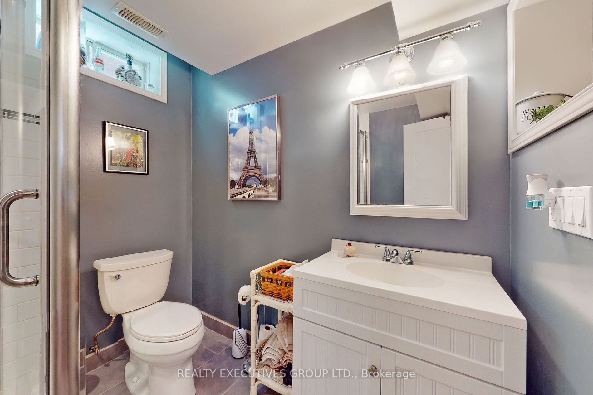 110 Hammerstone Cres