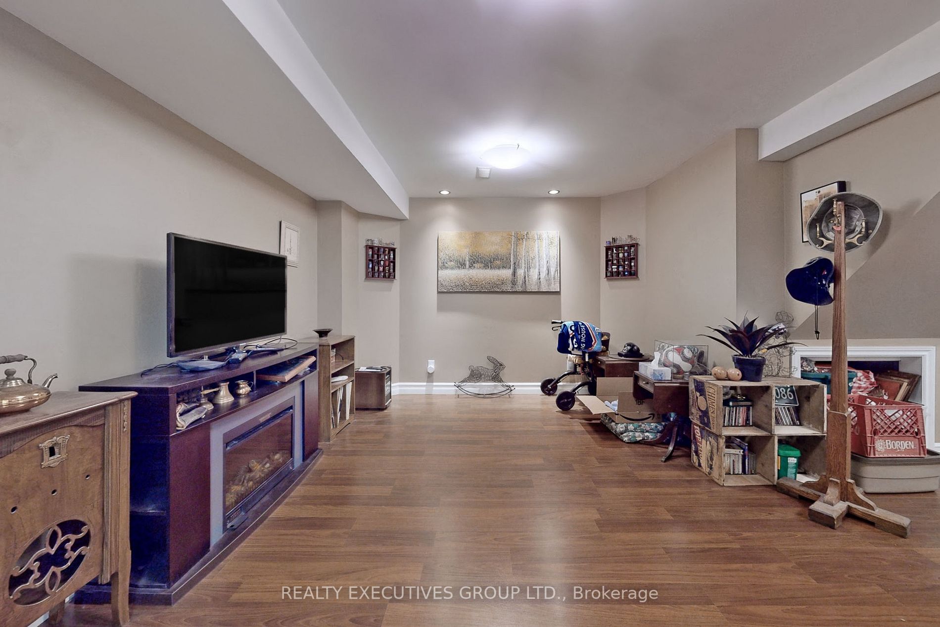 110 Hammerstone Cres