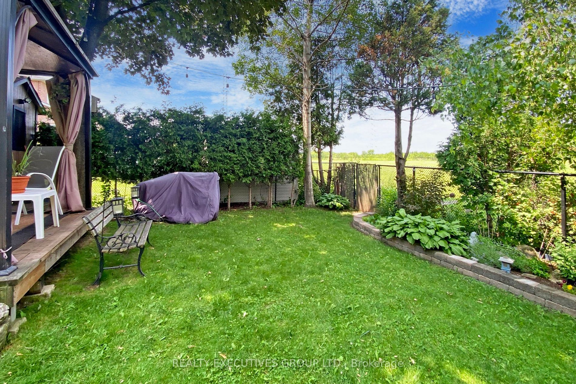 110 Hammerstone Cres