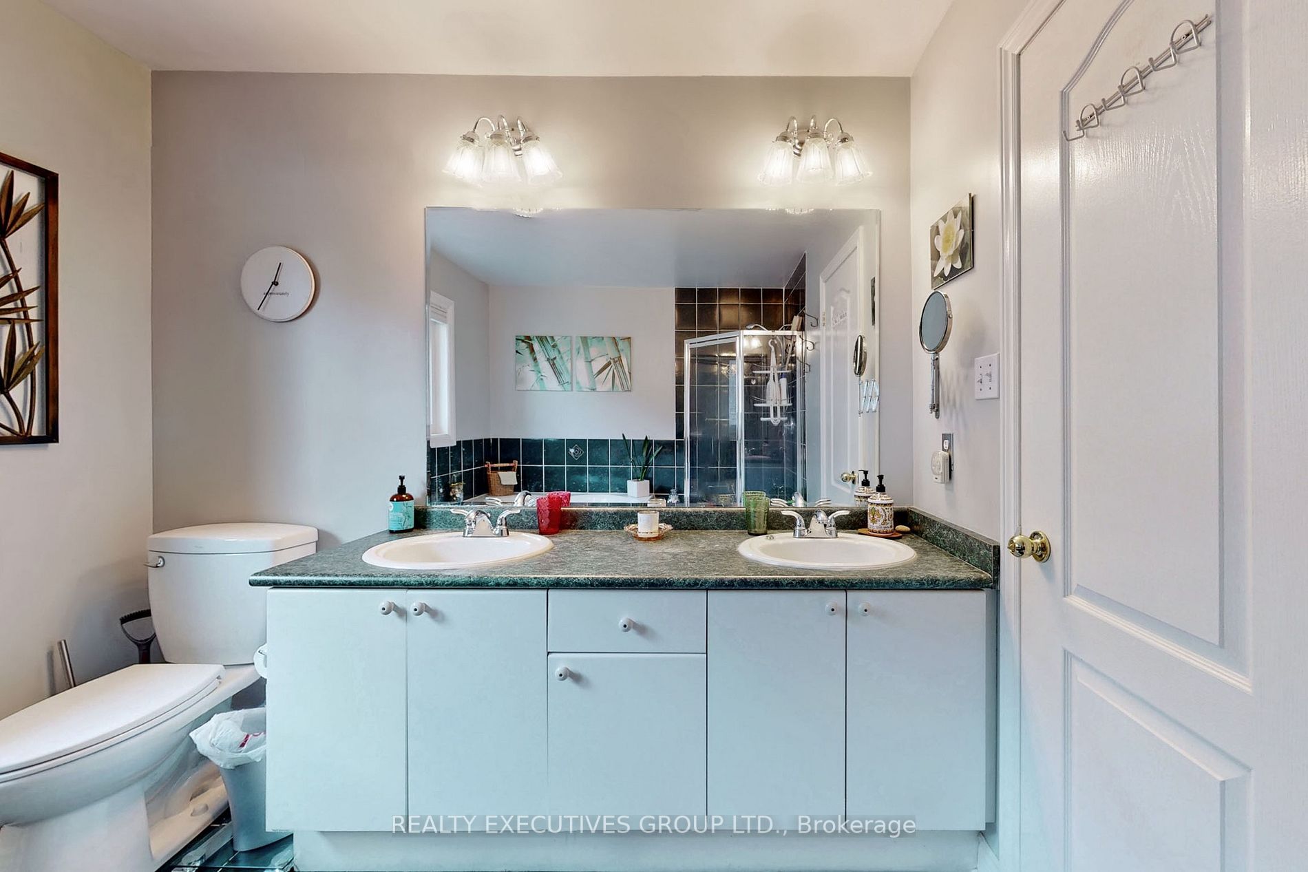 110 Hammerstone Cres