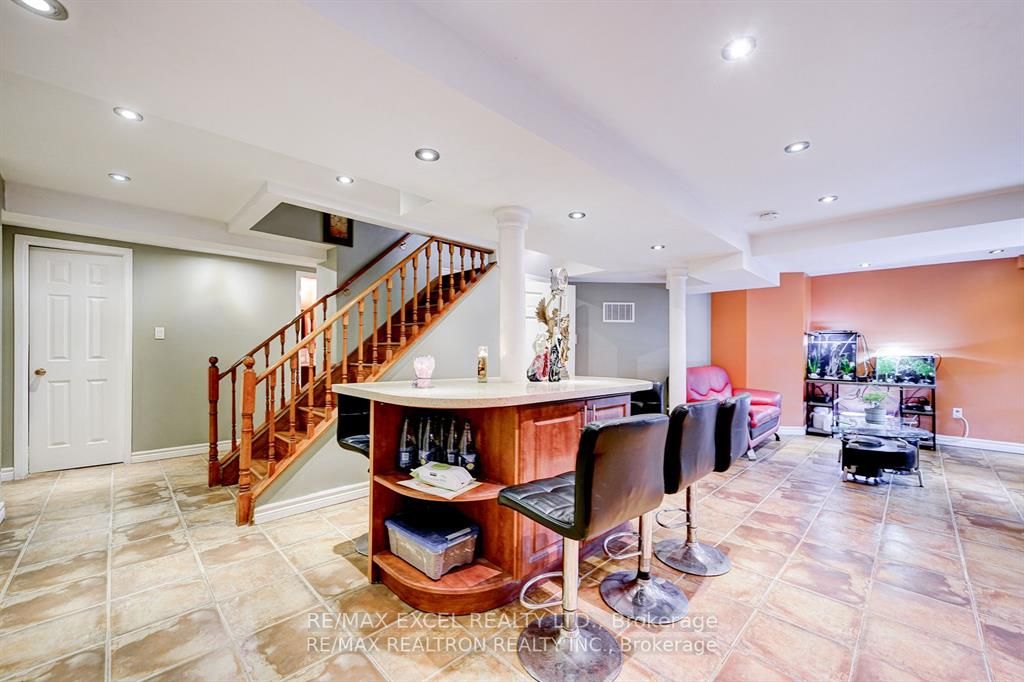 70 Weldrick Rd E, #Bsmt