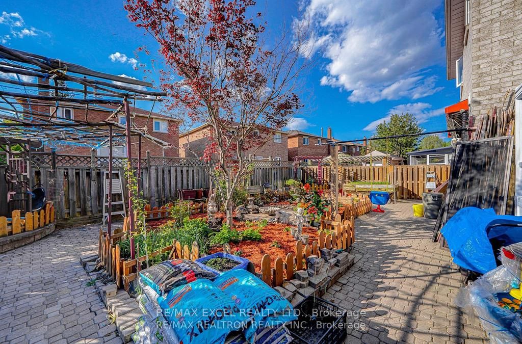 70 Weldrick Rd E, #Bsmt